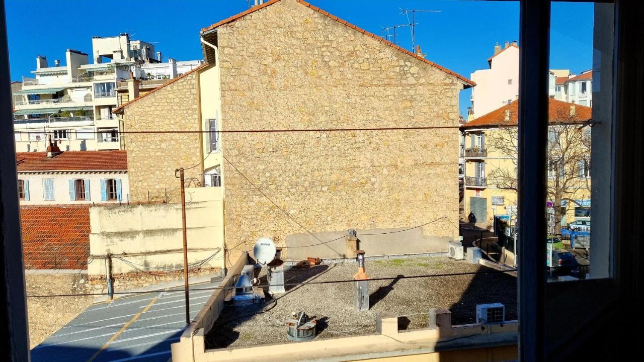 Studio En Plein Centre Ville De 戛纳 外观 照片